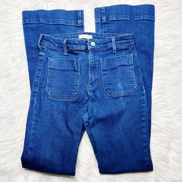 Wrangler Super High Rise Flare Jeans Dark Denim Wash Size 28 - Picture 1 of 4